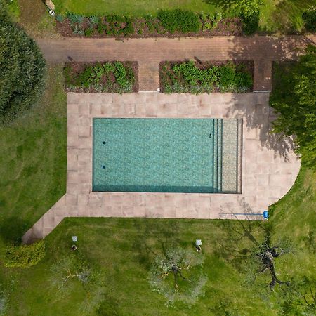 Equo Suites Petrignano Del Lago Exteriör bild