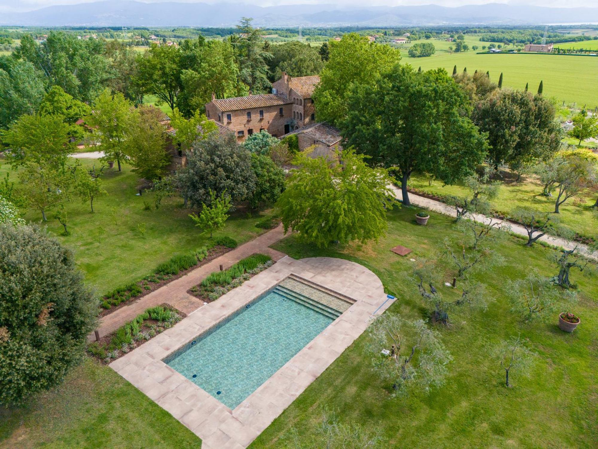 Equo Suites Petrignano Del Lago Exteriör bild
